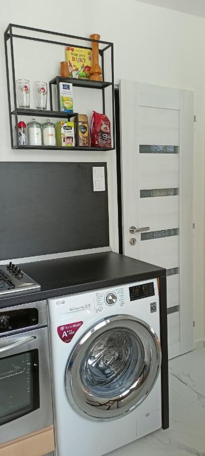 Prima Apartman Lejlighed Košice Eksteriør billede